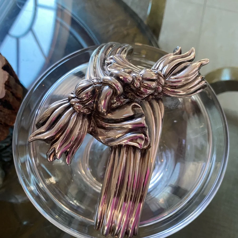 Elegant Silver Party Light Decor